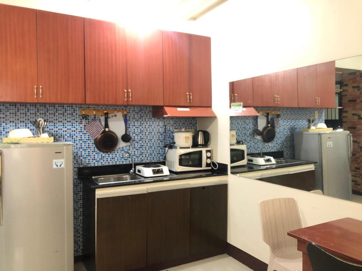 Your City•Home Apartment Paranaque City 외부 사진