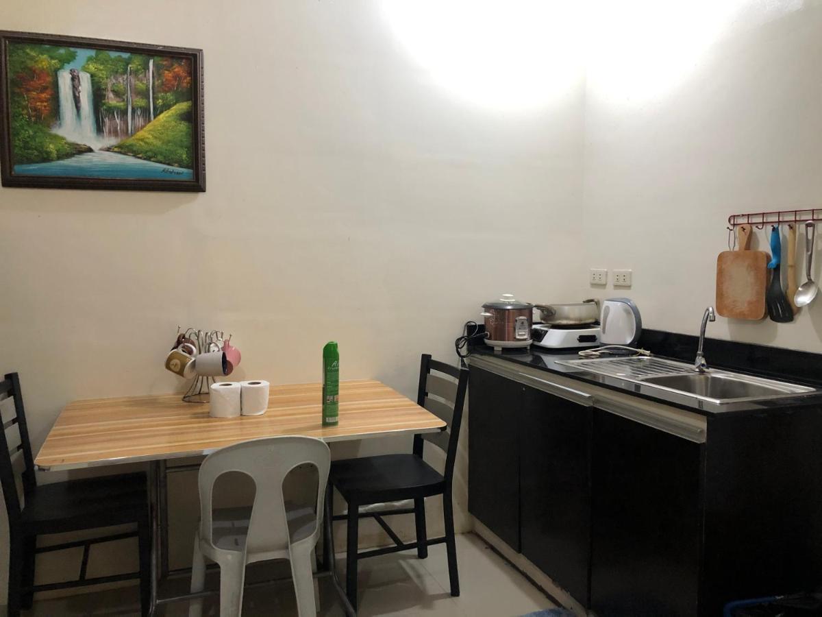 Your City•Home Apartment Paranaque City 외부 사진
